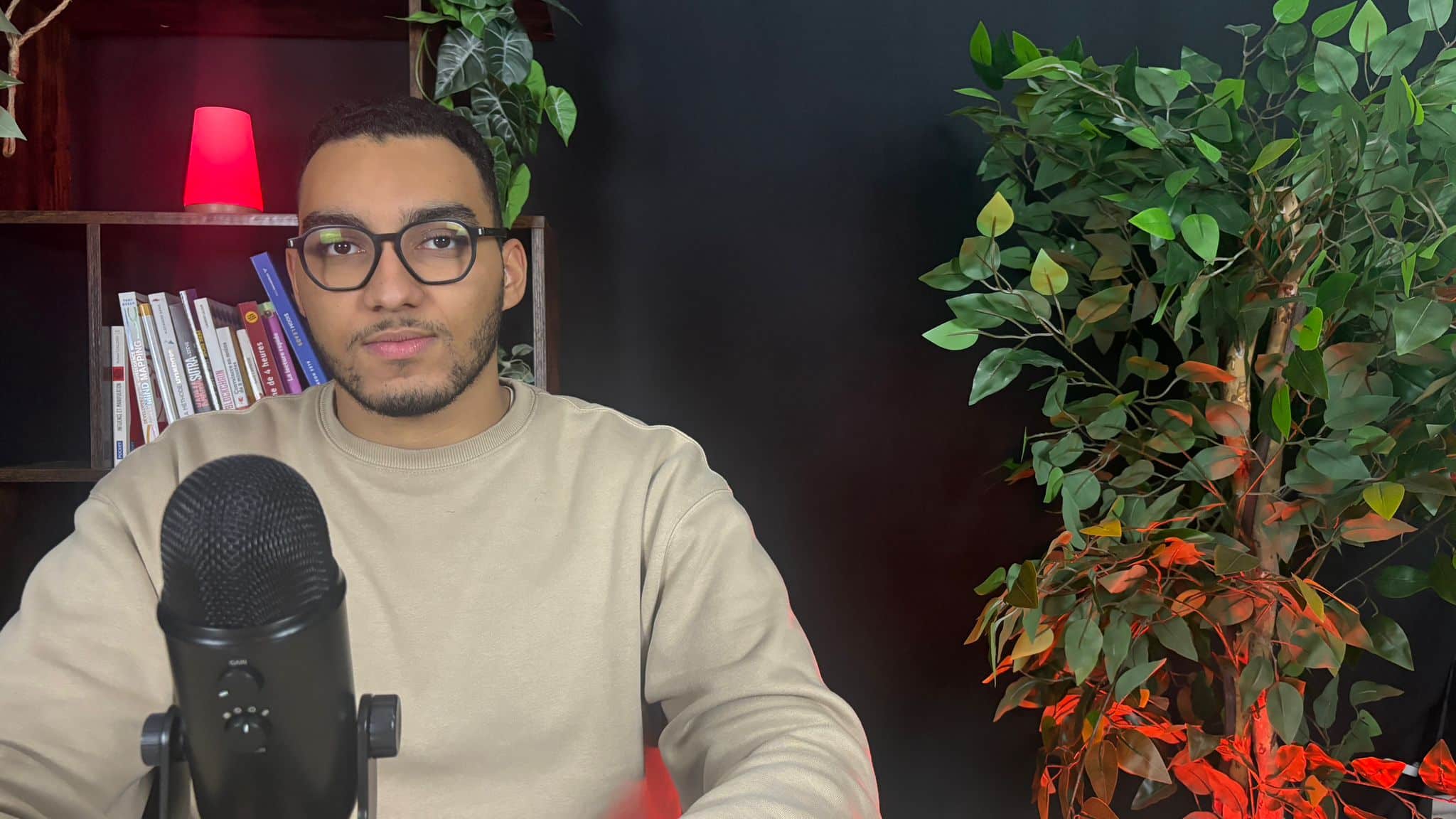 WhatsApp Image 2024-11-25 at 14.51.32 studio de podcast lyon enregistrement vidéo tournage studio createu